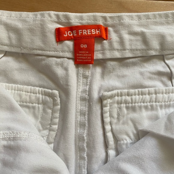 JOE FRESH Classic White Shorts - Picture 3 of 9